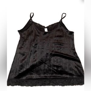 🖤 Beautiful Black Velvet V-Neck Tank top with lace. 2XL